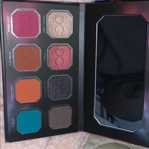 makeup pallet